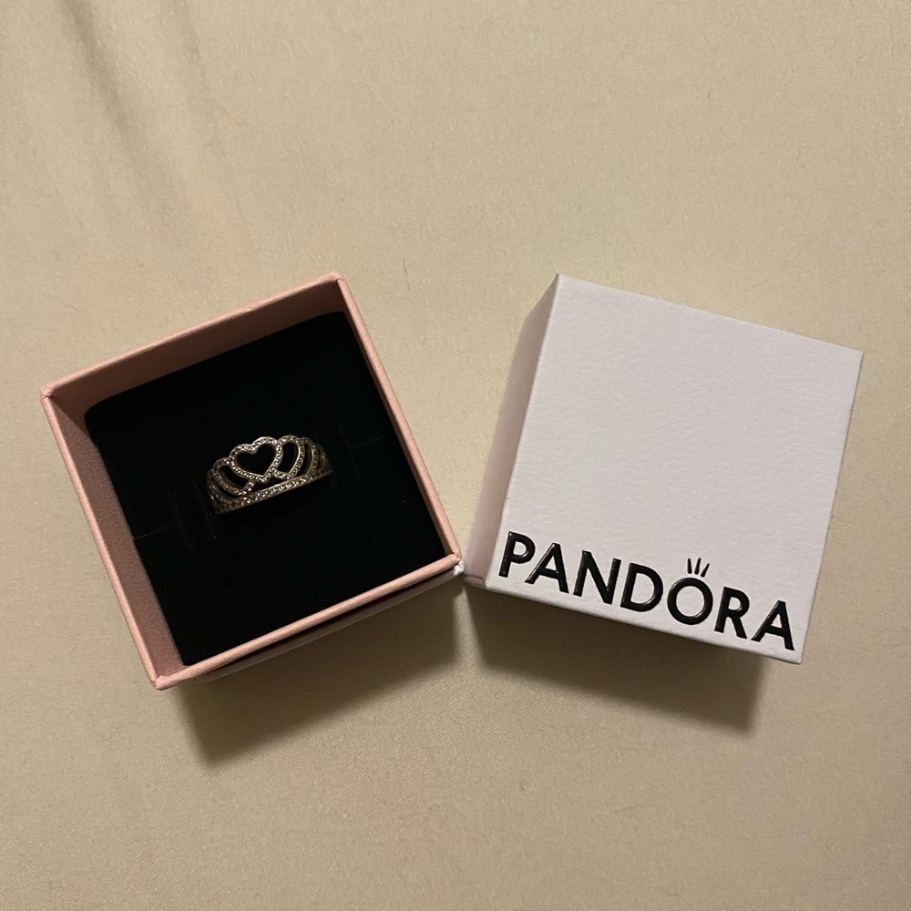 Pandora Heart Ring 7.5